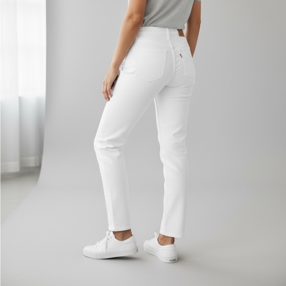 Levi's 721 High-Rise Skinny White Denim Jeans